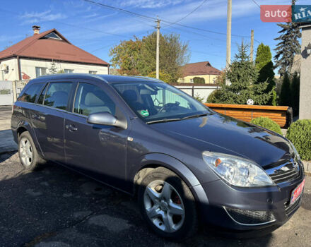 Синий Опель Астра, объемом двигателя 1.8 л и пробегом 209 тыс. км за 5800 $, фото 4 на Automoto.ua