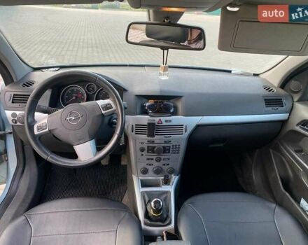 Синий Опель Астра, объемом двигателя 1.2 л и пробегом 245 тыс. км за 5000 $, фото 8 на Automoto.ua