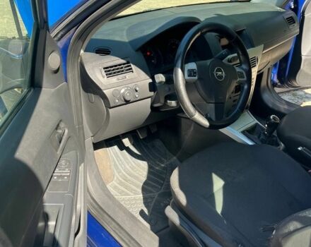 Синий Опель Астра, объемом двигателя 0 л и пробегом 246 тыс. км за 4400 $, фото 1 на Automoto.ua