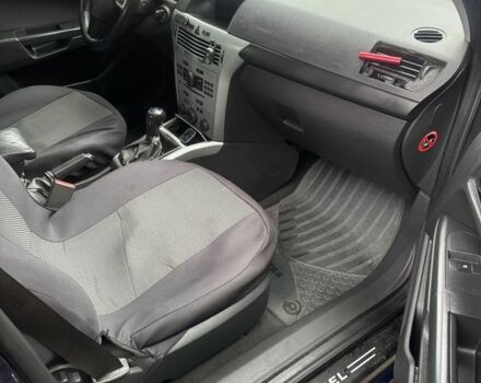 Опель Астра 2009 в Черкассах на Automoto.ua Синий Опель Астра, объемом двигателя 1.7 л и пробегом 240 тыс. км за 5000 $, фото 11 на Automoto.ua