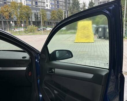 Синій Опель Астра, об'ємом двигуна 1.69 л та пробігом 288 тис. км за 5600 $, фото 4 на Automoto.ua