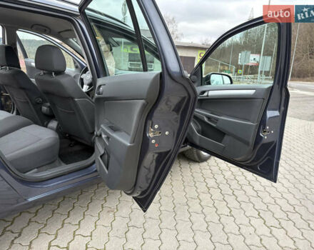 Синий Опель Астра, объемом двигателя 1.6 л и пробегом 284 тыс. км за 5250 $, фото 45 на Automoto.ua