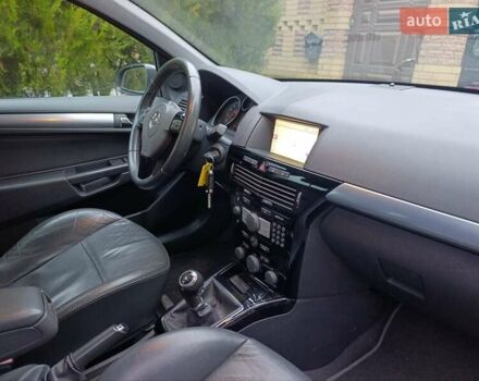 Синий Опель Астра, объемом двигателя 1.8 л и пробегом 260 тыс. км за 6700 $, фото 33 на Automoto.ua