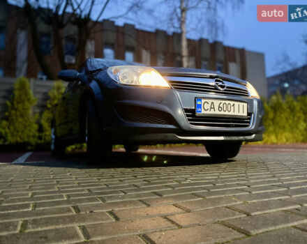 Синий Опель Астра, объемом двигателя 1.8 л и пробегом 194 тыс. км за 6900 $, фото 65 на Automoto.ua