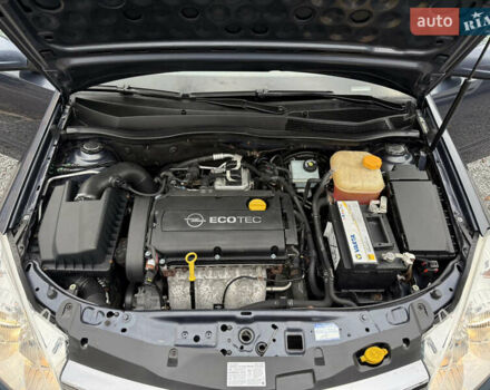 Синий Опель Астра, объемом двигателя 1.6 л и пробегом 196 тыс. км за 5650 $, фото 15 на Automoto.ua