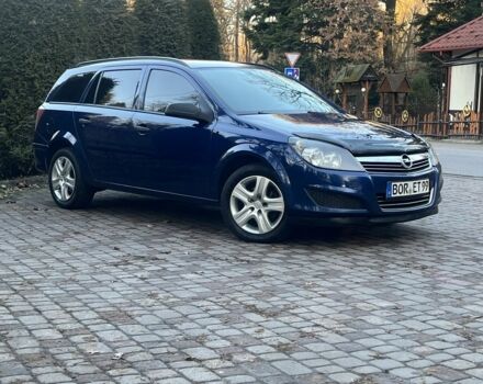 Синий Опель Астра, объемом двигателя 1.7 л и пробегом 235 тыс. км за 5600 $, фото 4 на Automoto.ua