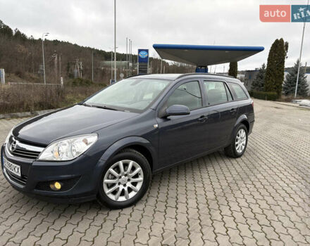 Синий Опель Астра, объемом двигателя 1.6 л и пробегом 284 тыс. км за 5250 $, фото 18 на Automoto.ua