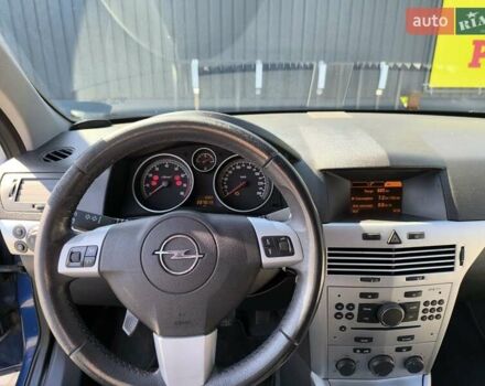 Опель Астра 2009 в Шепетовке на Automoto.ua Синий Опель Астра, объемом двигателя 1.4 л и пробегом 229 тыс. км за 4999 $, фото 10 на Automoto.ua