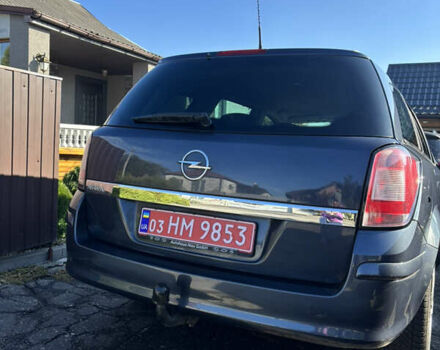 Синий Опель Астра, объемом двигателя 1.8 л и пробегом 209 тыс. км за 5800 $, фото 7 на Automoto.ua