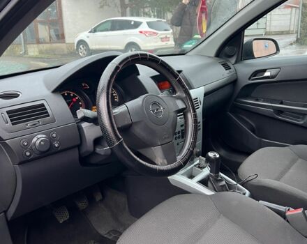 Синий Опель Астра, объемом двигателя 1.4 л и пробегом 205 тыс. км за 4500 $, фото 9 на Automoto.ua