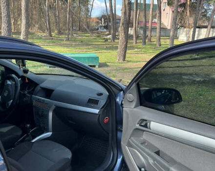 Синий Опель Астра, объемом двигателя 1.6 л и пробегом 211 тыс. км за 6000 $, фото 6 на Automoto.ua