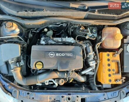 Синий Опель Астра, объемом двигателя 1.7 л и пробегом 250 тыс. км за 6000 $, фото 24 на Automoto.ua