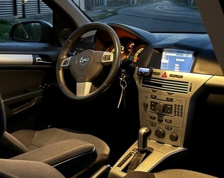 Синий Опель Астра, объемом двигателя 1.8 л и пробегом 192 тыс. км за 6200 $, фото 5 на Automoto.ua