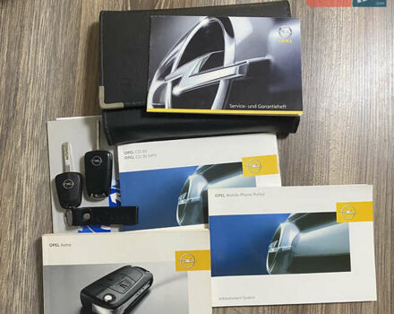 Синий Опель Астра, объемом двигателя 1.8 л и пробегом 194 тыс. км за 6900 $, фото 68 на Automoto.ua