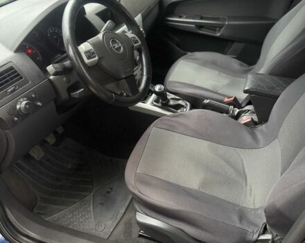 Опель Астра 2009 в Черкассах на Automoto.ua Синий Опель Астра, объемом двигателя 1.7 л и пробегом 240 тыс. км за 5000 $, фото 8 на Automoto.ua