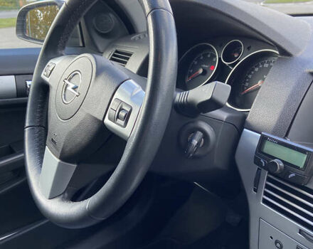 Опель Астра 2009 в Виннице на Automoto.ua Синий Опель Астра, объемом двигателя 1.6 л и пробегом 216 тыс. км за 6100 $, фото 15 на Automoto.ua