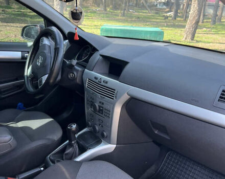 Синий Опель Астра, объемом двигателя 1.6 л и пробегом 211 тыс. км за 6000 $, фото 10 на Automoto.ua