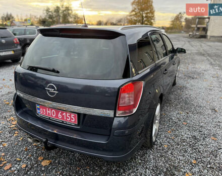 Опель Астра 2009 в Луцке на Automoto.ua Синий Опель Астра, объемом двигателя 1.8 л и пробегом 191 тыс. км за 6799 $, фото 90 на Automoto.ua