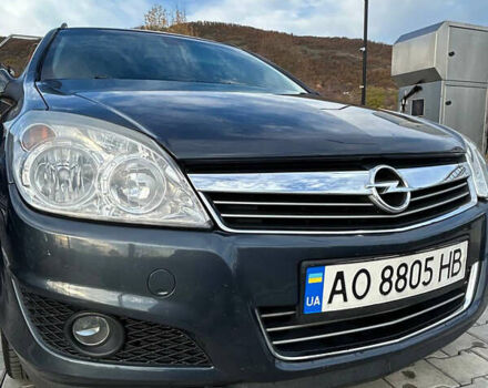 Синий Опель Астра, объемом двигателя 1.69 л и пробегом 240 тыс. км за 5500 $, фото 14 на Automoto.ua