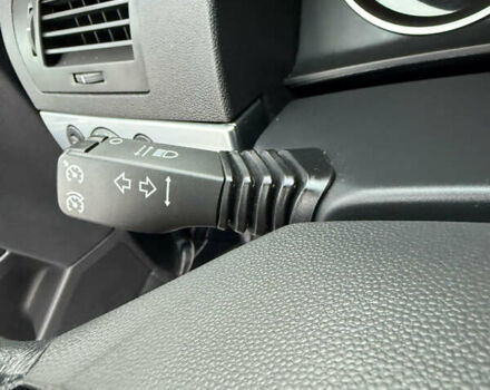 Опель Астра 2009 в Луцке на Automoto.ua Синий Опель Астра, объемом двигателя 1.8 л и пробегом 191 тыс. км за 6799 $, фото 144 на Automoto.ua