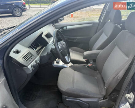 Синий Опель Астра, объемом двигателя 1.6 л и пробегом 311 тыс. км за 4999 $, фото 9 на Automoto.ua