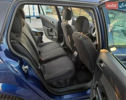 Синий Опель Астра, объемом двигателя 1.7 л и пробегом 250 тыс. км за 6000 $, фото 4 на Automoto.ua