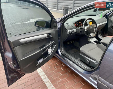 Синий Опель Астра, объемом двигателя 1.8 л и пробегом 194 тыс. км за 6900 $, фото 37 на Automoto.ua