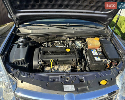 Синий Опель Астра, объемом двигателя 1.8 л и пробегом 209 тыс. км за 5800 $, фото 22 на Automoto.ua