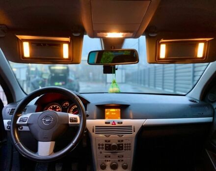 Синий Опель Астра, объемом двигателя 1.8 л и пробегом 194 тыс. км за 6800 $, фото 2 на Automoto.ua