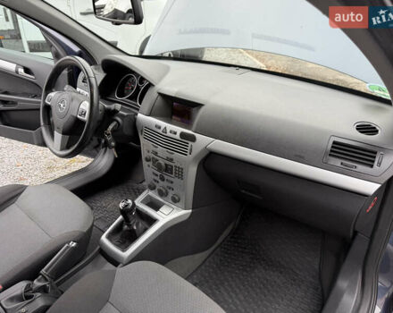 Синий Опель Астра, объемом двигателя 1.6 л и пробегом 196 тыс. км за 5650 $, фото 34 на Automoto.ua