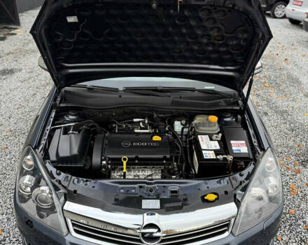 Опель Астра 2009 в Луцке на Automoto.ua Синий Опель Астра, объемом двигателя 1.8 л и пробегом 191 тыс. км за 6799 $, фото 69 на Automoto.ua