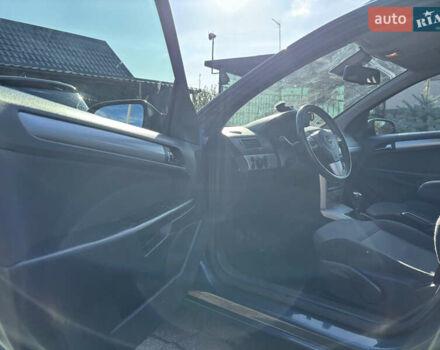 Синий Опель Астра, объемом двигателя 1.8 л и пробегом 209 тыс. км за 5800 $, фото 15 на Automoto.ua