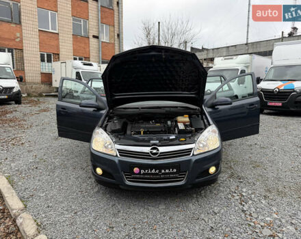 Синий Опель Астра, объемом двигателя 1.6 л и пробегом 196 тыс. км за 5650 $, фото 11 на Automoto.ua