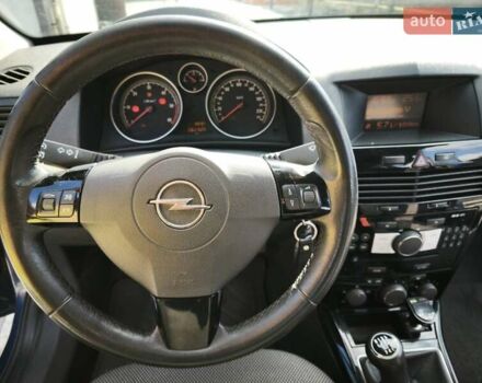 Опель Астра 2010 в Изяслве на Automoto.ua Синий Опель Астра, объемом двигателя 1.7 л и пробегом 262 тыс. км за 5000 $, фото 8 на Automoto.ua