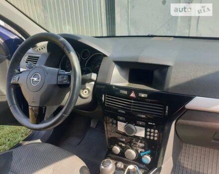 Опель Астра 2010 в Киеве на Automoto.ua Синий Опель Астра, объемом двигателя 1.3 л и пробегом 292 тыс. км за 5050 $, фото 18 на Automoto.ua