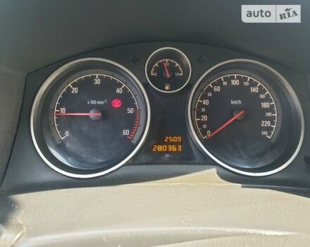 Опель Астра 2010 в Киеве на Automoto.ua Синий Опель Астра, объемом двигателя 1.3 л и пробегом 292 тыс. км за 5050 $, фото 16 на Automoto.ua