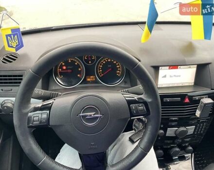 Опель Астра 2010 в Дунаевцах на Automoto.ua Синий Опель Астра, объемом двигателя 1.7 л и пробегом 190 тыс. км за 6500 $, фото 13 на Automoto.ua