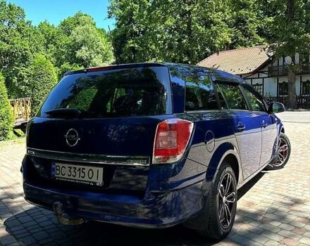 Синий Опель Астра, объемом двигателя 1.7 л и пробегом 270 тыс. км за 7100 $, фото 4 на Automoto.ua