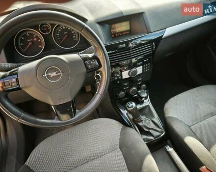 Опель Астра 2010 в Изяслве на Automoto.ua Синий Опель Астра, объемом двигателя 1.7 л и пробегом 262 тыс. км за 5000 $, фото 24 на Automoto.ua