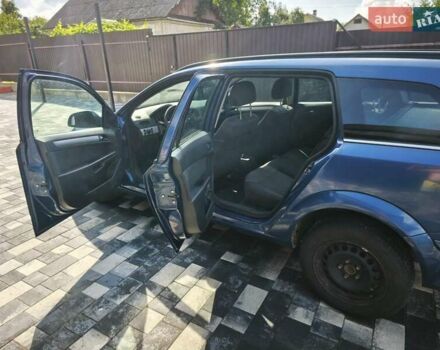 Опель Астра 2010 в Изяслве на Automoto.ua Синий Опель Астра, объемом двигателя 1.7 л и пробегом 262 тыс. км за 5000 $, фото 16 на Automoto.ua