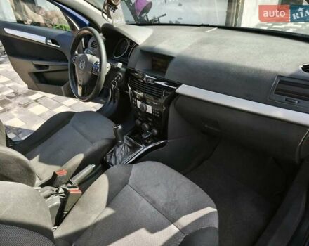 Опель Астра 2010 в Изяслве на Automoto.ua Синий Опель Астра, объемом двигателя 1.7 л и пробегом 262 тыс. км за 5000 $, фото 23 на Automoto.ua