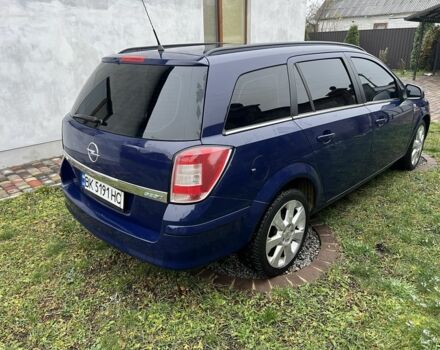 Синий Опель Астра, объемом двигателя 1.7 л и пробегом 292 тыс. км за 5300 $, фото 3 на Automoto.ua