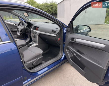 Синий Опель Астра, объемом двигателя 1.6 л и пробегом 209 тыс. км за 5700 $, фото 27 на Automoto.ua