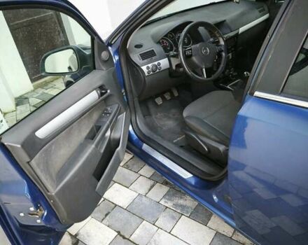 Опель Астра 2010 в Изяслве на Automoto.ua Синий Опель Астра, объемом двигателя 1.7 л и пробегом 262 тыс. км за 5000 $, фото 6 на Automoto.ua