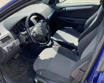 Опель Астра 2010 в Запорожье на Automoto.ua Синий Опель Астра, объемом двигателя 1.8 л и пробегом 193 тыс. км за 8000 $, фото 4 на Automoto.ua