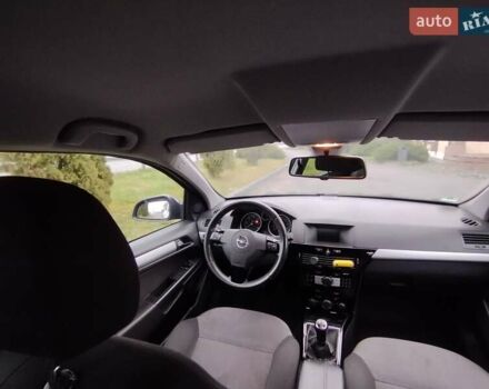 Синій Опель Астра, об'ємом двигуна 1.7 л та пробігом 281 тис. км за 5700 $, фото 17 на Automoto.ua