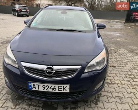 Синий Опель Астра, объемом двигателя 1.7 л и пробегом 320 тыс. км за 6500 $, фото 27 на Automoto.ua