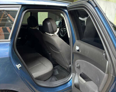 Синий Опель Астра, объемом двигателя 1.7 л и пробегом 231 тыс. км за 7000 $, фото 24 на Automoto.ua