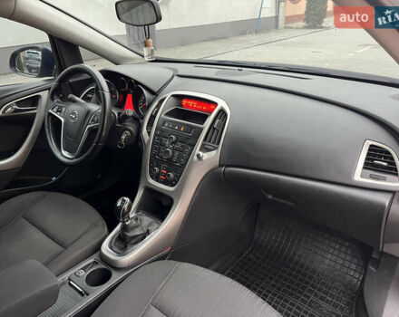 Синий Опель Астра, объемом двигателя 1.69 л и пробегом 257 тыс. км за 6300 $, фото 25 на Automoto.ua