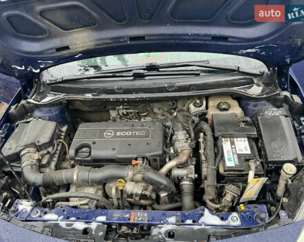 Синий Опель Астра, объемом двигателя 1.7 л и пробегом 233 тыс. км за 6300 $, фото 7 на Automoto.ua